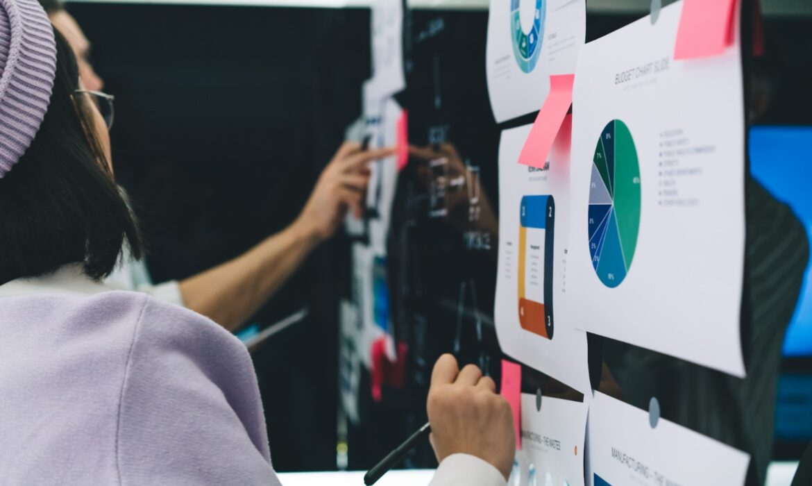 Competitive Analysis: Dari Data Menjadi Strategi Bisnis yang Berdampak